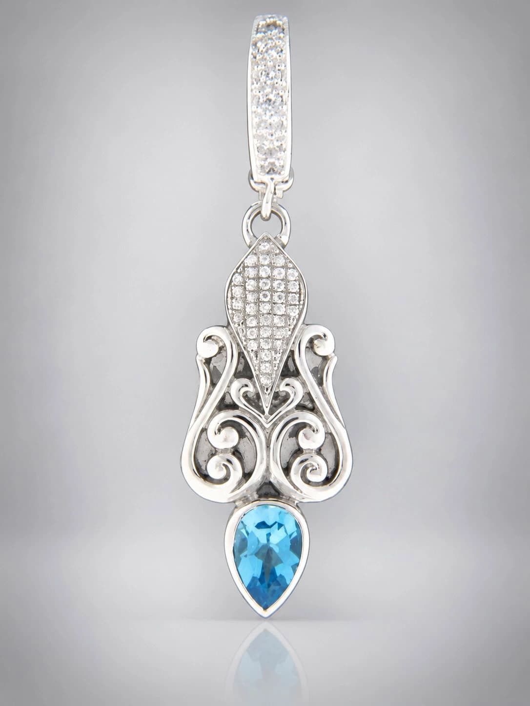 sterling silver blue topaz pendant