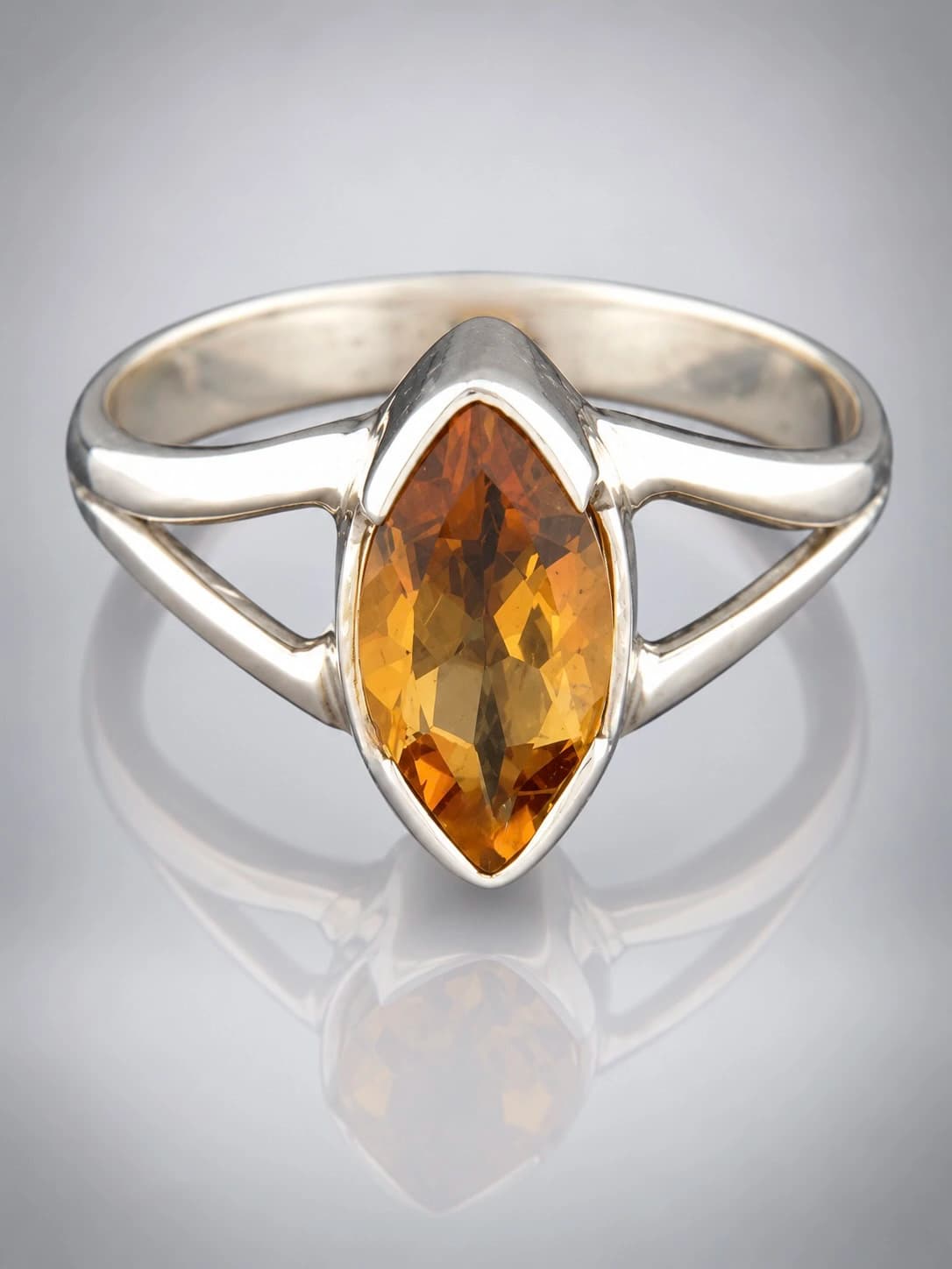 Citrine faceted sterling silver ring