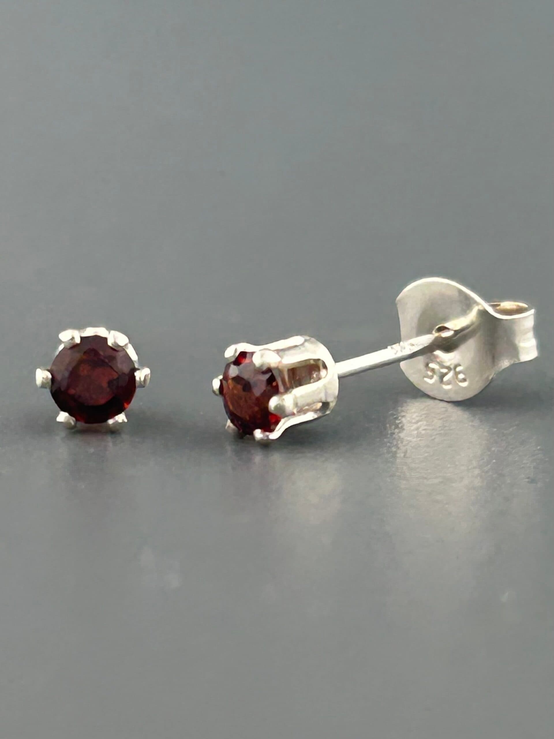 Garnet Earrings - Sterling Silver stud - 3mm stones