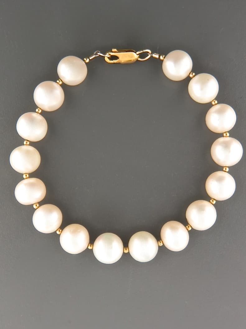10mm white Pearl Bracelet with 2mm round beads