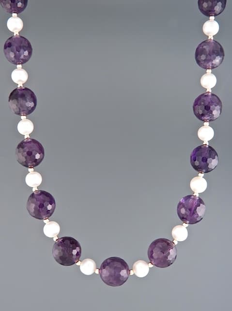 Amethyst & Pearl Necklace - 10mm round stones