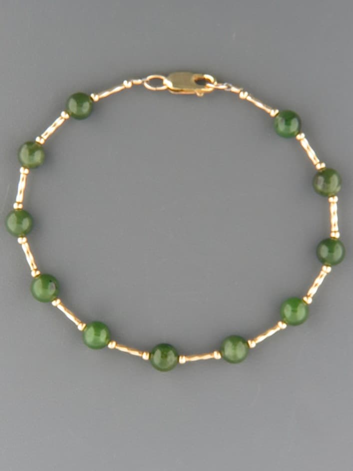 Jade Bracelet - 6mm round stones with twist beads