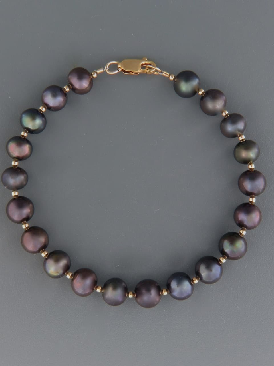 8mm dark Pearl Bracelet with 2mm round beads