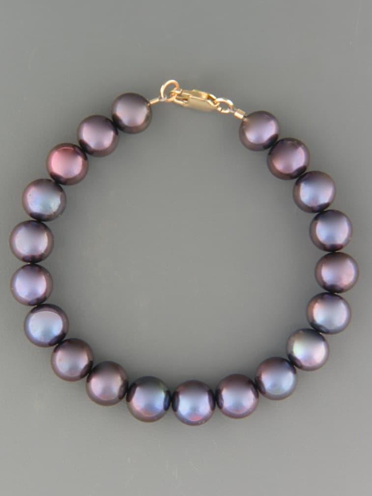 10mm dark Pearl Bracelet with Gold clasp