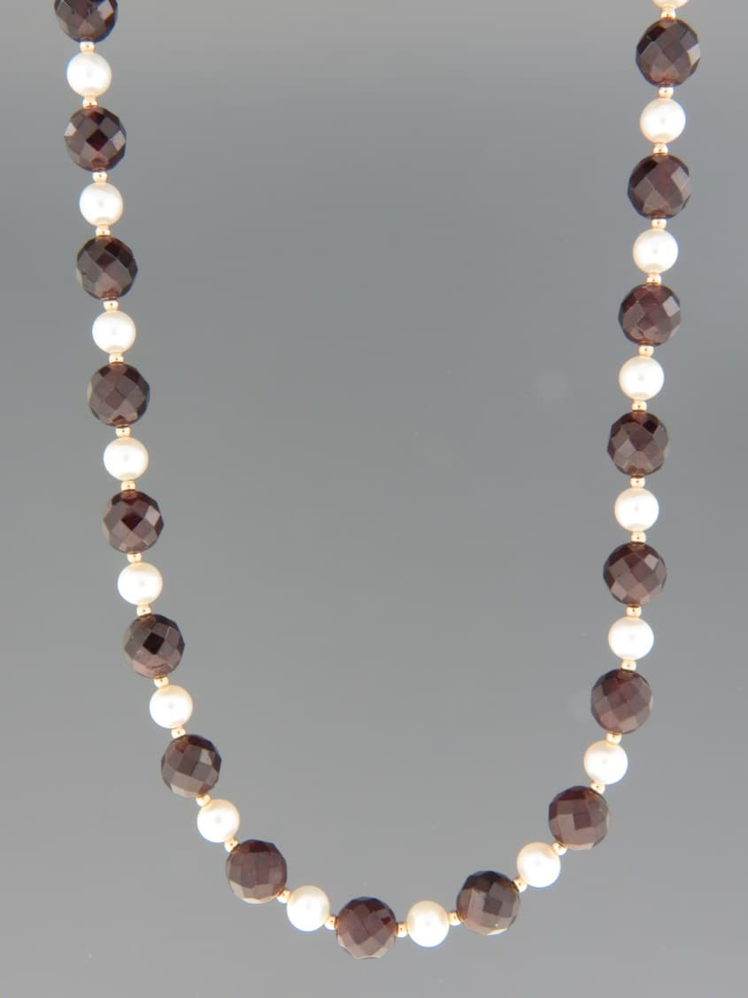 Garnet & Pearl Necklace - 8mm round stones