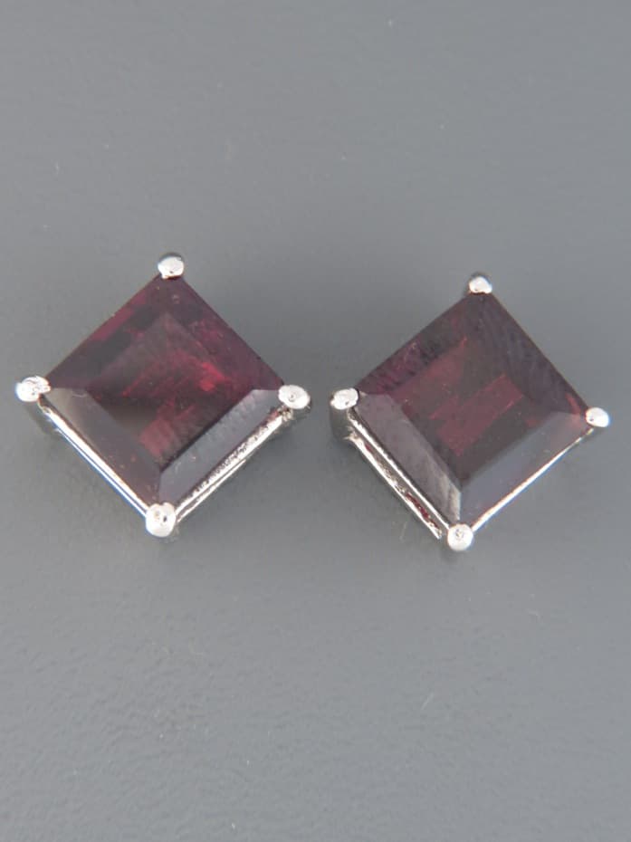 Garnet Earrings - Sterling Silver stud - 8mm stones