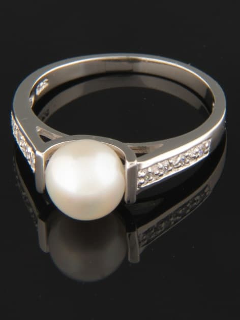 White Pearl Ring with Zircon - Sterling Silver