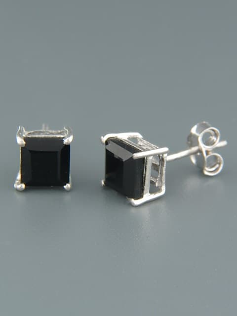Onyx Earrings - Sterling Silver stud - 6mm stones