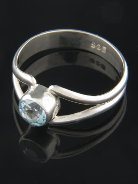 Blue Topaz Ring - Sterling Silver