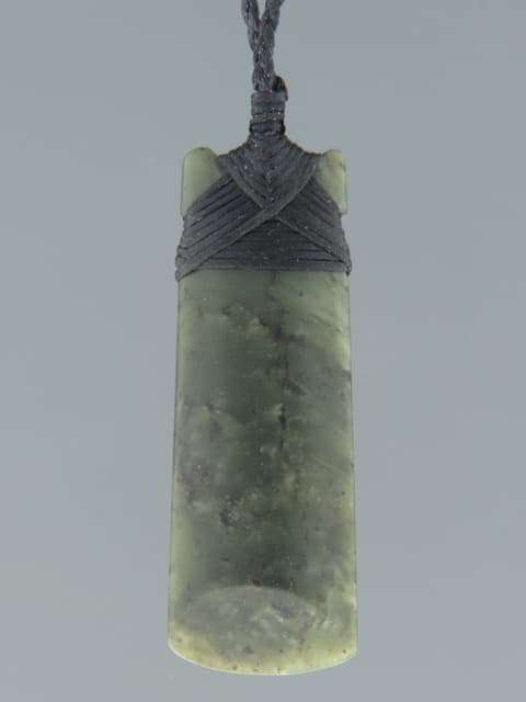 Jade Toki Pendant (small) - JO4
