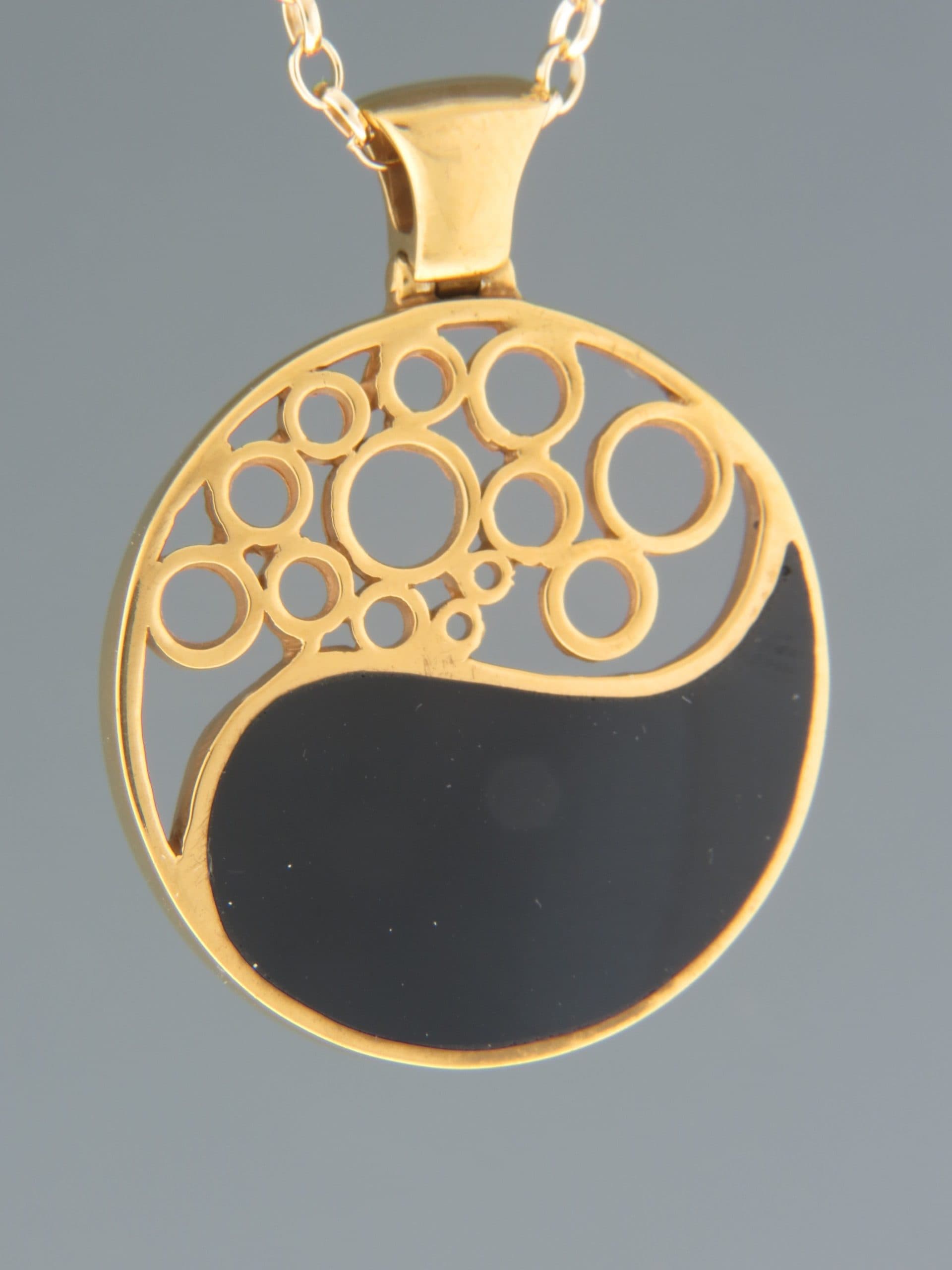 Onyx Pendant - Gold Vermeil