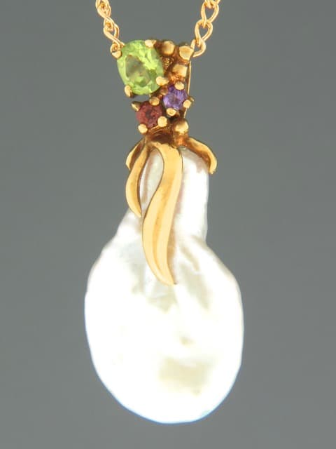 Baroque Pearl Pendant - Gold Vermeil