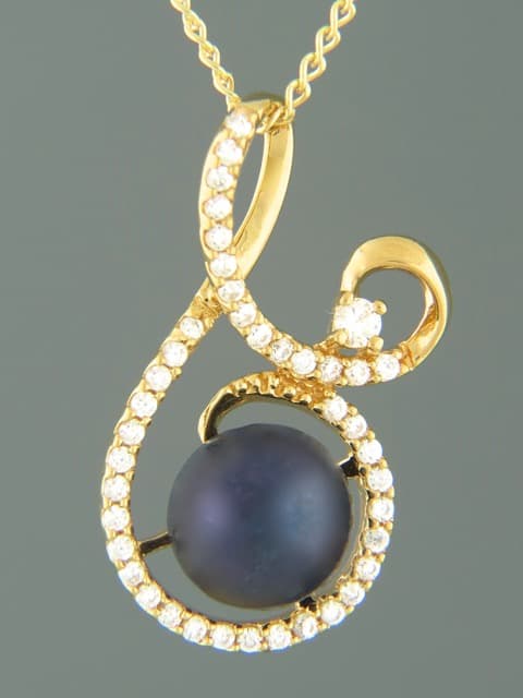Pearl Pendant - Gold Vermeil