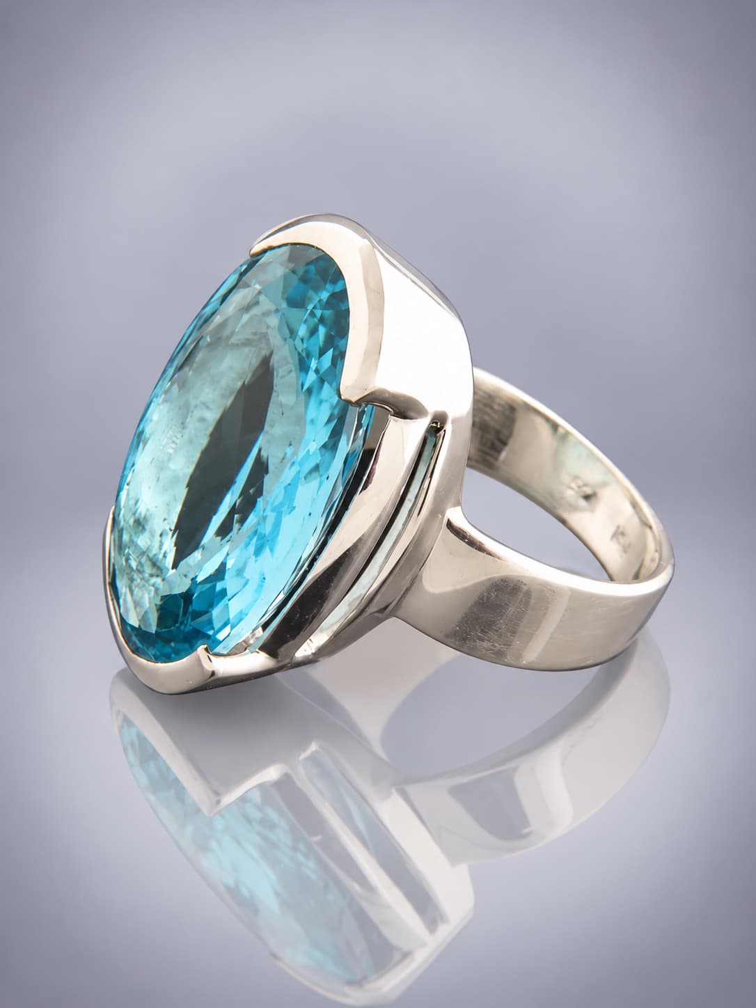 Blue Topaz Ring - Sterling Silver - BT118R