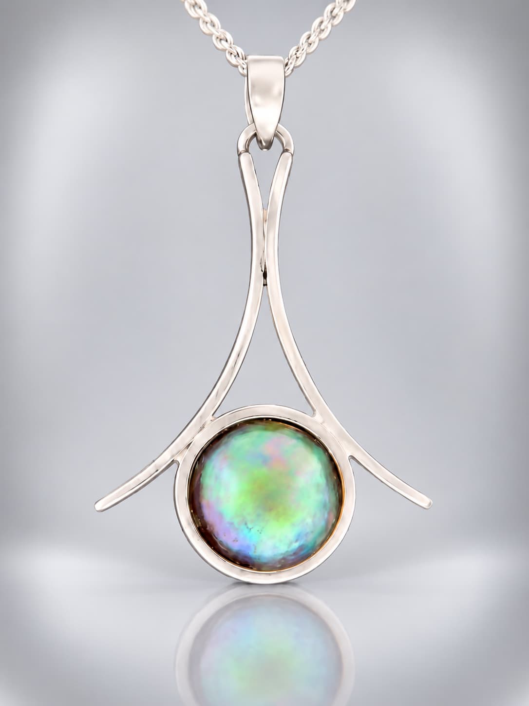 sterling silver blue paua pearl pendant