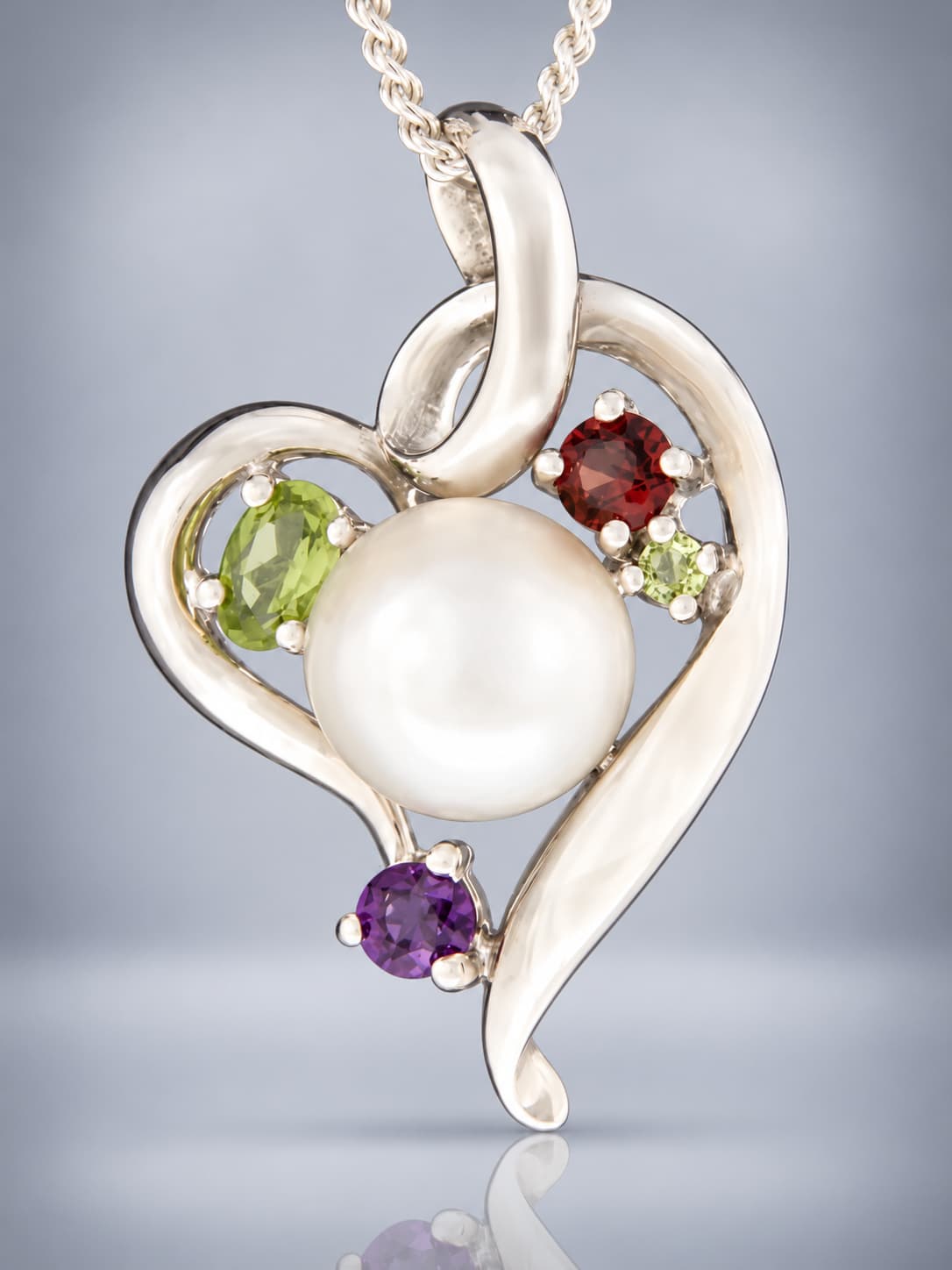 Pearl sterling silver pendant