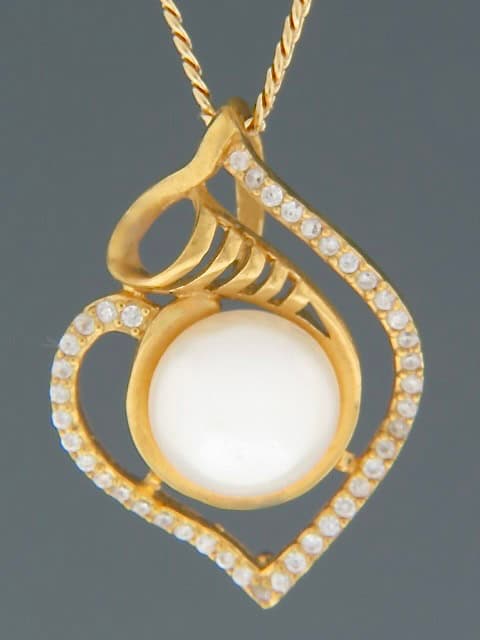 Pearl Pendant with Zircon - Gold Vermeil