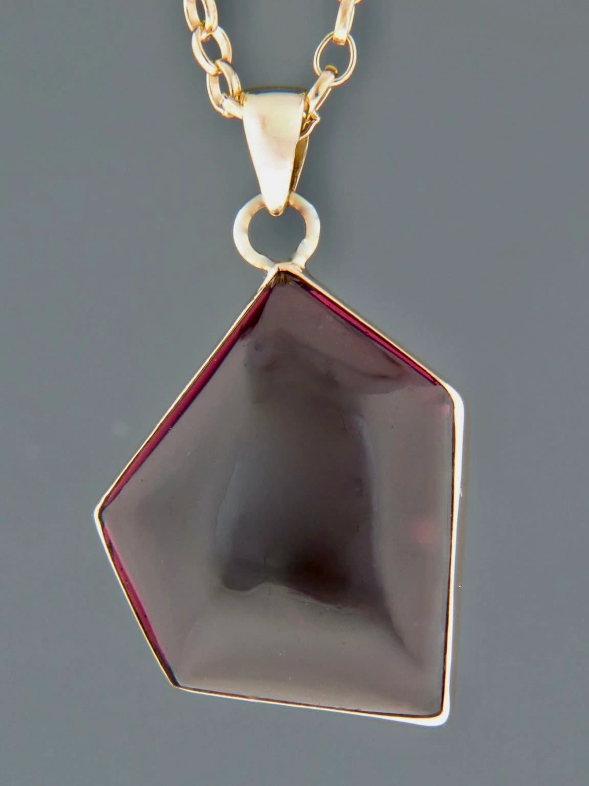 Garnet Pendant - 9ct Gold