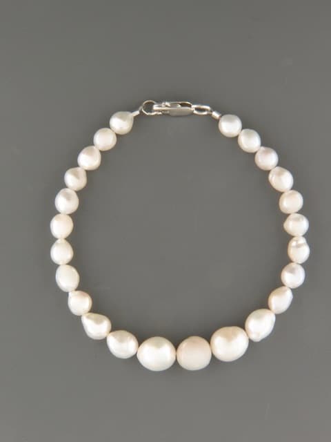 white baroque pearl bracelet - ywbqb